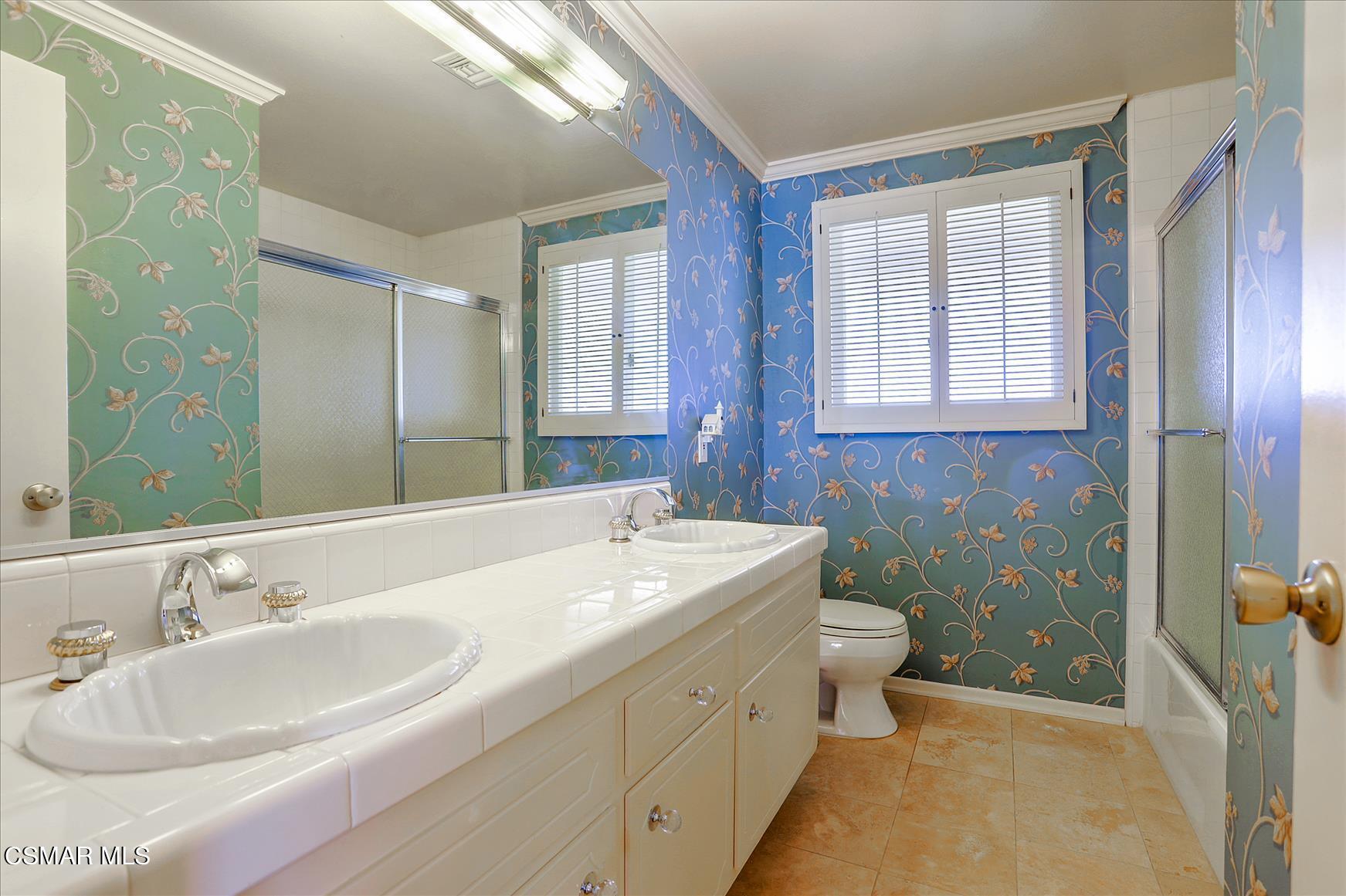 12100 Bowmore Avenue Porter Ranch, CA 91326 - Photo 18 of 24 25_f8-280322-297643-29
