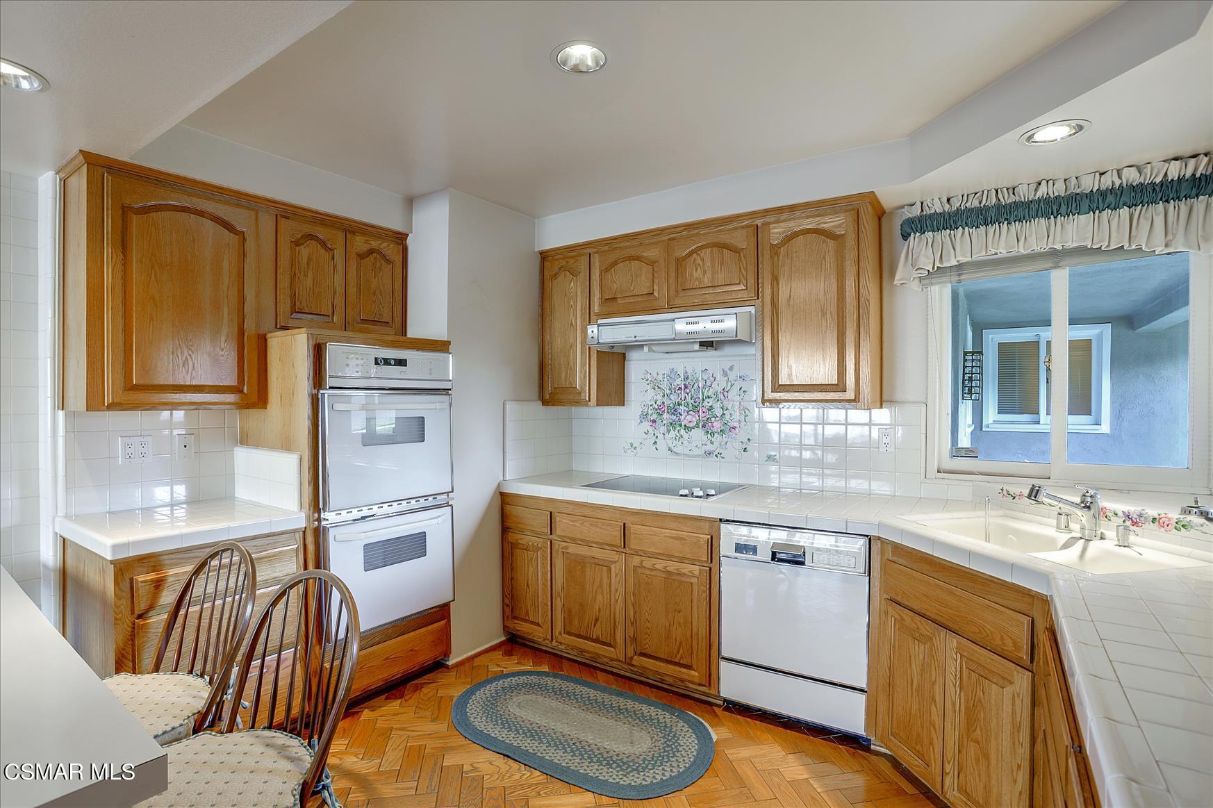 12100 Bowmore Avenue Porter Ranch, CA 91326 - Photo 9 of 24 13_f8-280322-297643-15