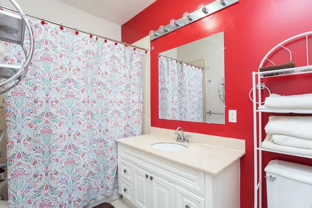 $389,900 | 255 Broadway, Unit 207, Bayonne, NJ 07002