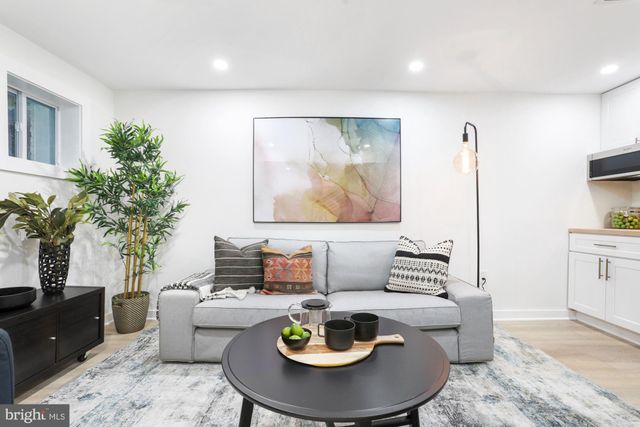 $1,100,000 | 4211 3rd Street Northwest, Washington, DC 20011