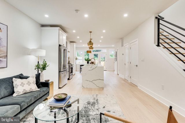 $1,100,000 | 4211 3rd Street Northwest, Washington, DC 20011