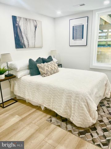 $1,100,000 | 4211 3rd Street Northwest, Washington, DC 20011