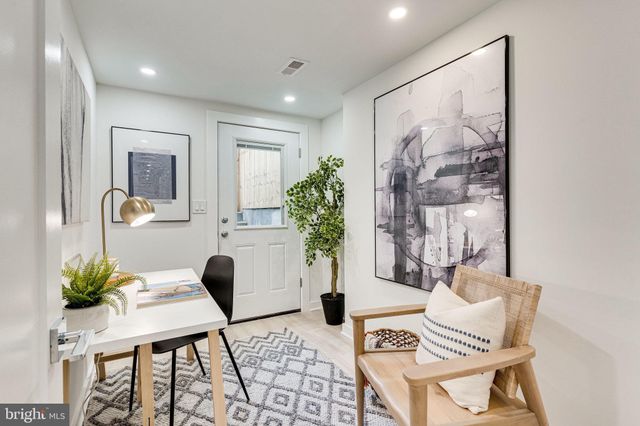 $1,100,000 | 4211 3rd Street Northwest, Washington, DC 20011