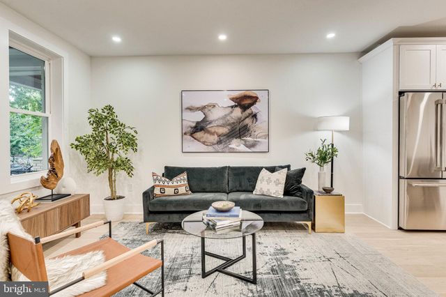 $1,100,000 | 4211 3rd Street Northwest, Washington, DC 20011