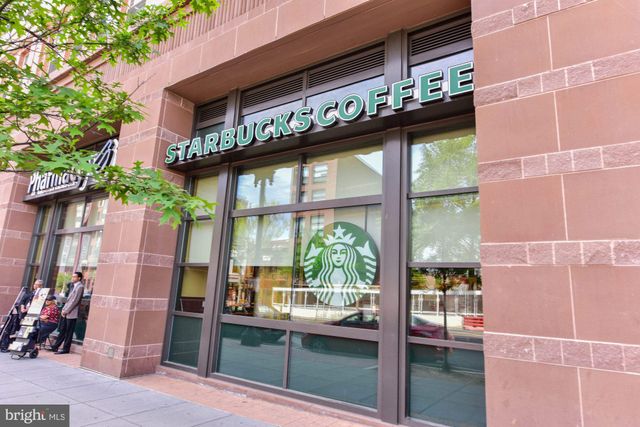 $1,100,000 | 4211 3rd Street Northwest, Washington, DC 20011