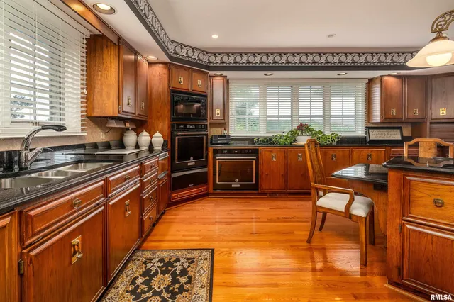 $1,250,000 | 15866 Moellers Road, Marion, IL 62959