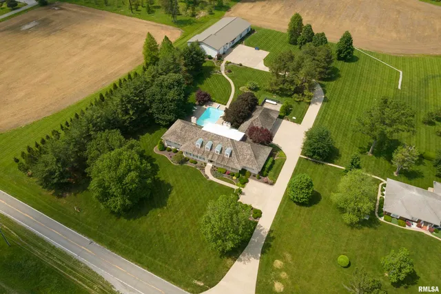 $1,250,000 | 15866 Moellers Road, Marion, IL 62959