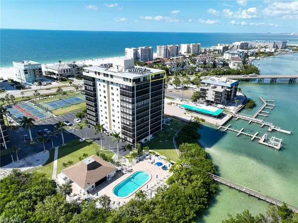 $2,995,000 | 26131 Hickory Boulevard, Unit 1N, Bonita Springs, FL 34134