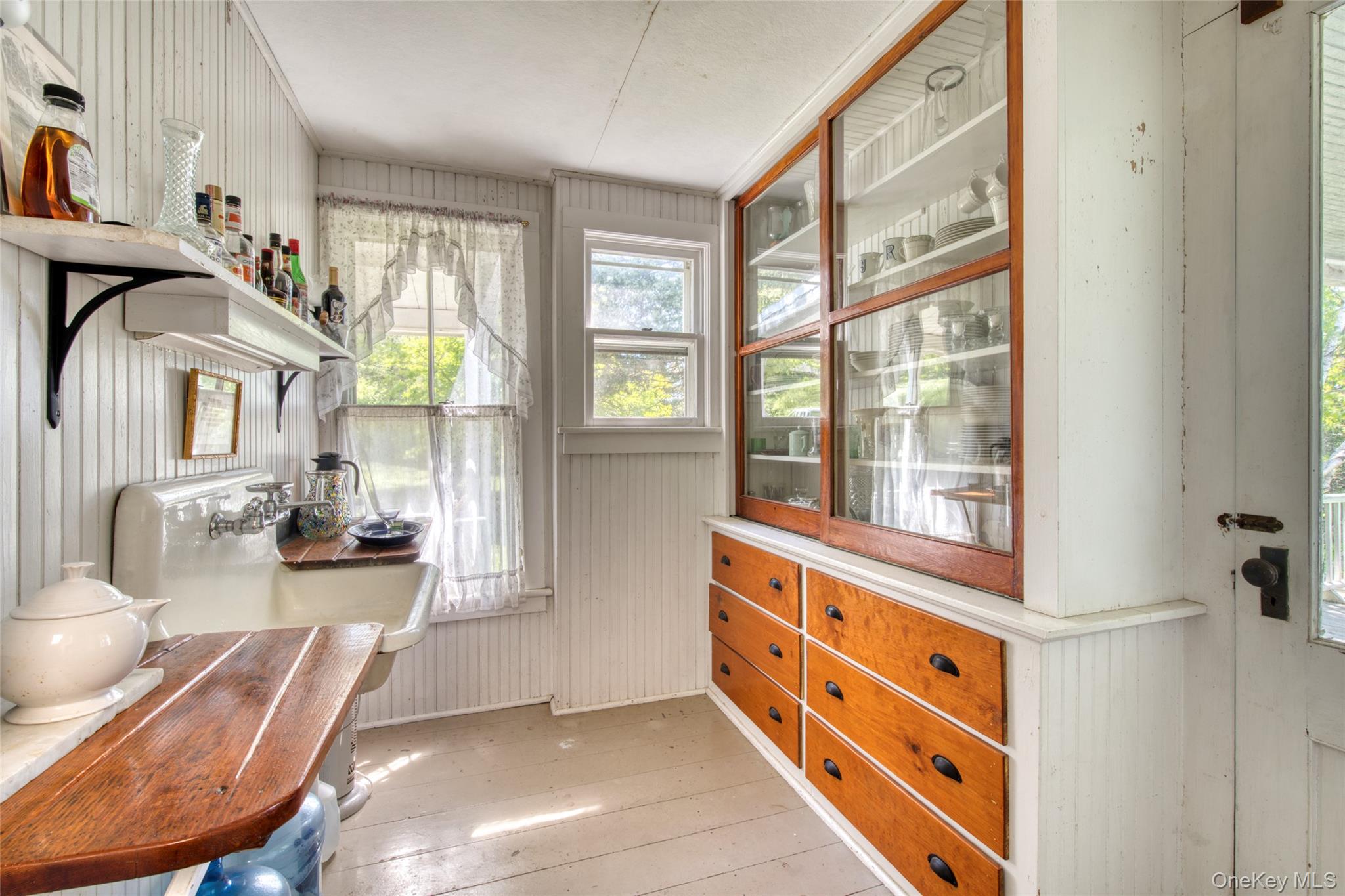 100 Maple Lane Orient, NY 11957 - Photo 9 of 18 butler's pantry