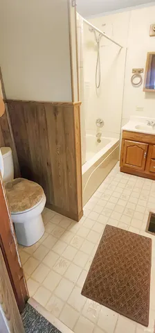 $179,900 | 307 Wood Street, Freelandville, IN 47535