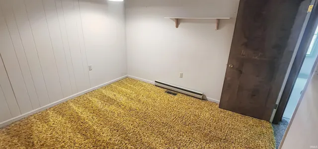 $179,900 | 307 Wood Street, Freelandville, IN 47535