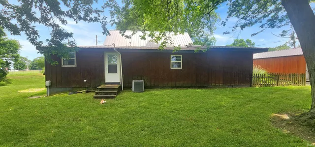 $179,900 | 307 Wood Street, Freelandville, IN 47535