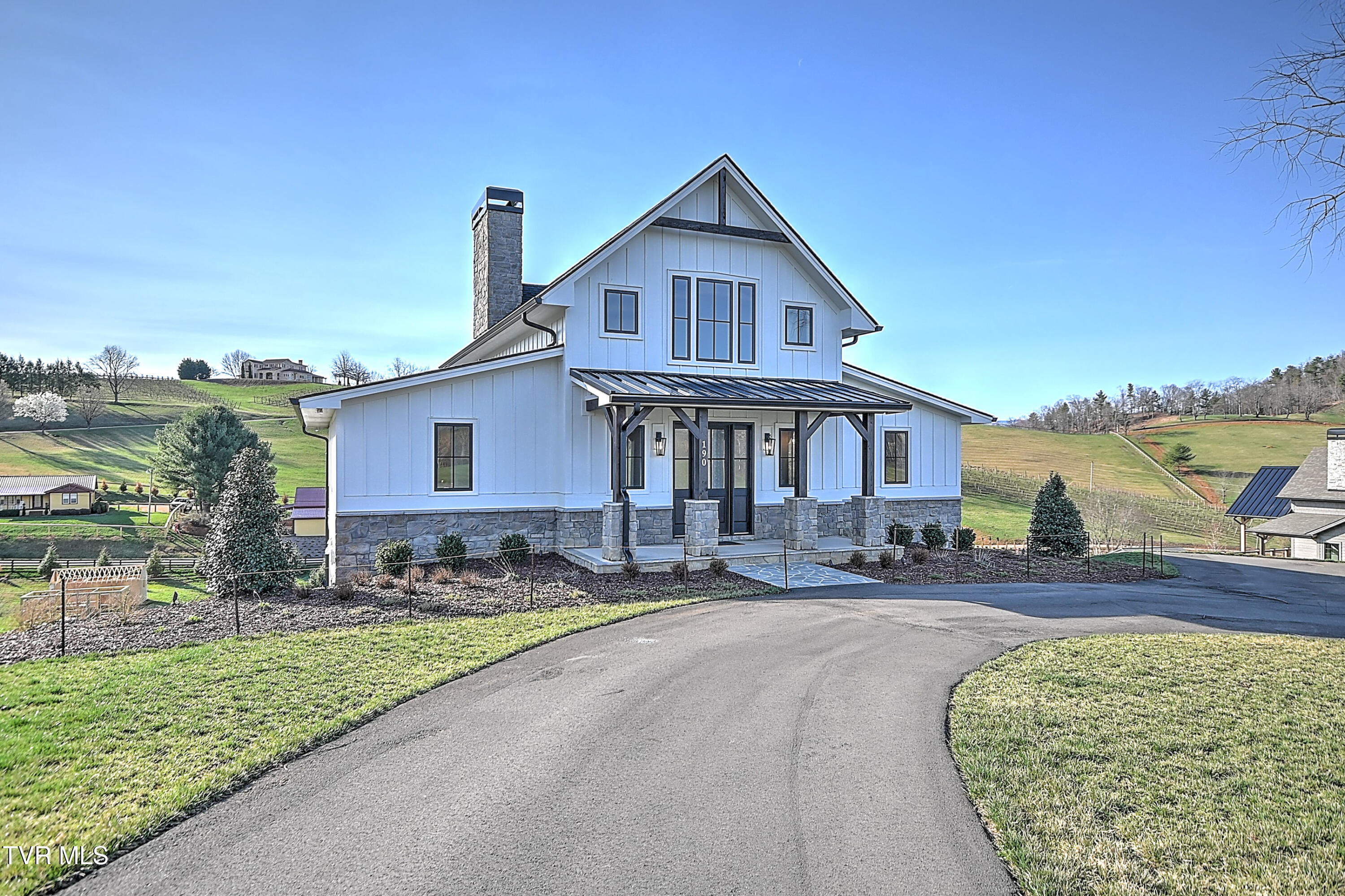 190 Farmhouse Village Trail Butler, TN 37640 - Photo 3 of 101 190 Farmhouse Village Trl DST-2