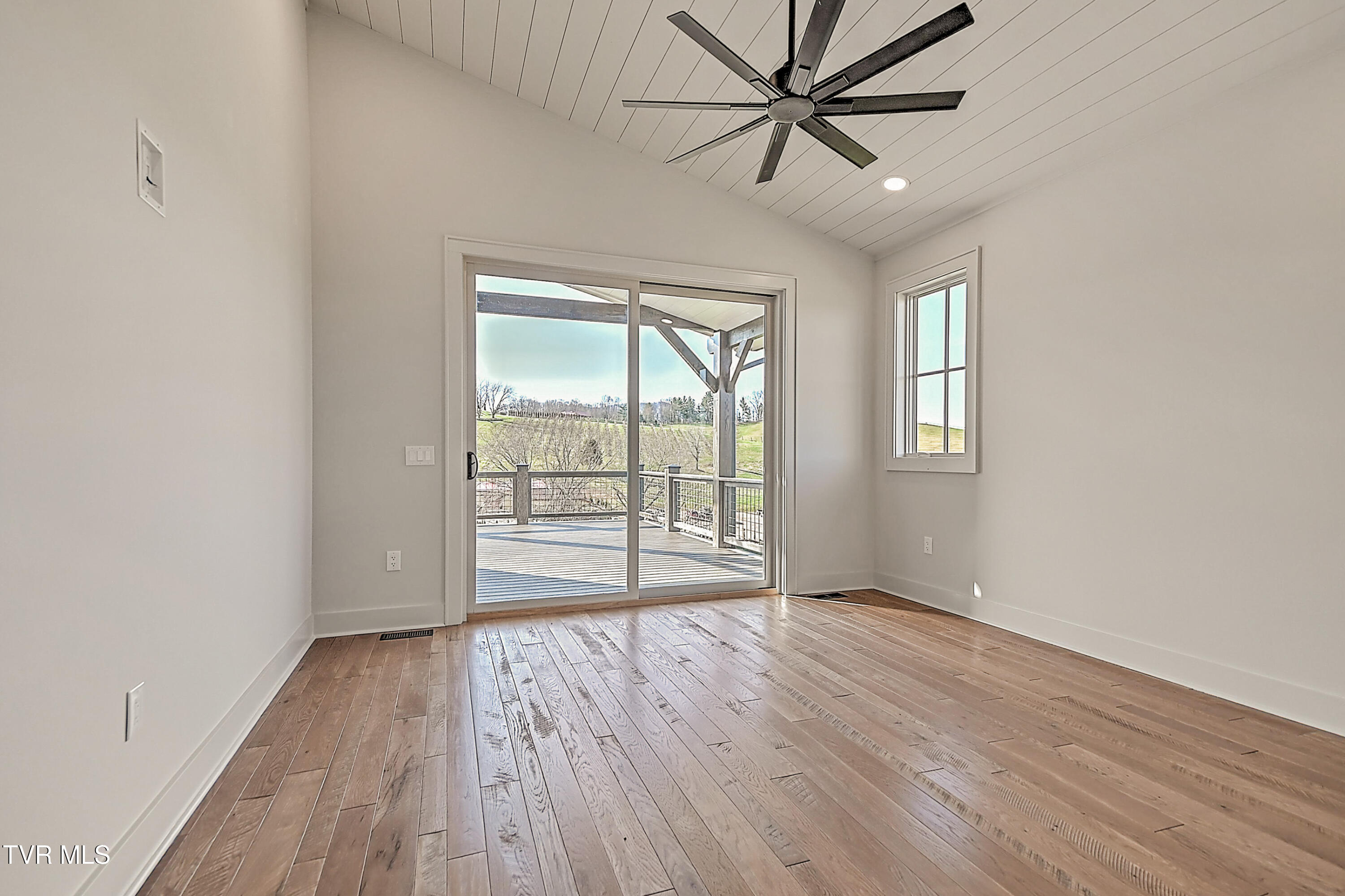 190 Farmhouse Village Trail Butler, TN 37640 - Photo 39 of 101 190 Farmhouse Village Trl DST-39