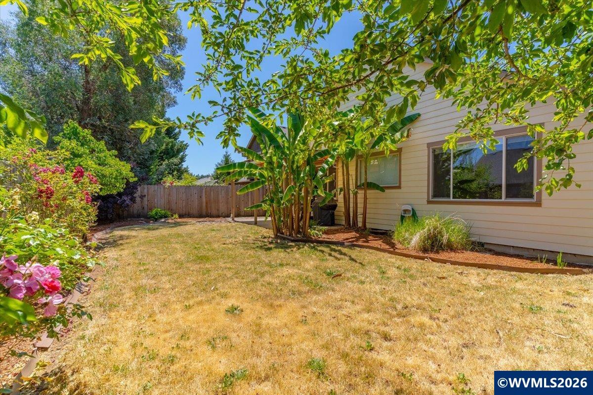 284 Southwest Wyatt Street Dallas, OR 97338 - Photo 32 of 38