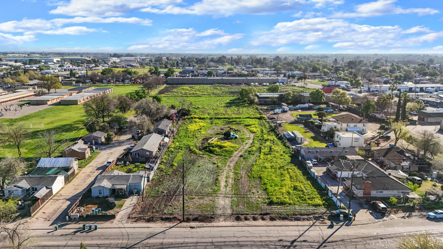 716 North Filbert Street Stockton, CA 95205 - Photo 5 of 17