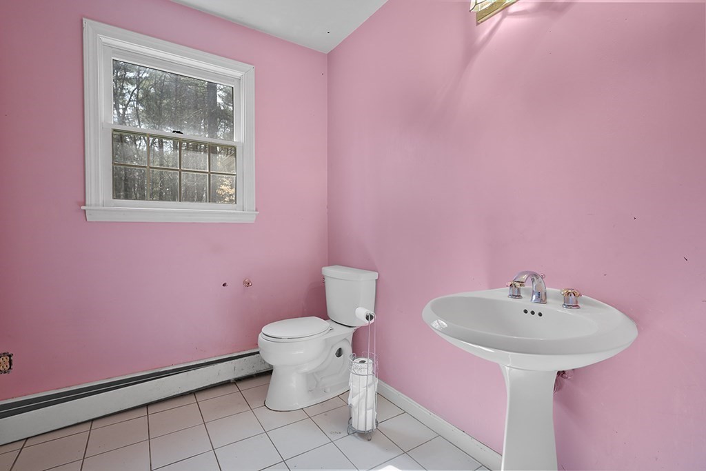 9 Ridge Road Norfolk, MA 02056 - Photo 16 of 32 Gallery Image 16