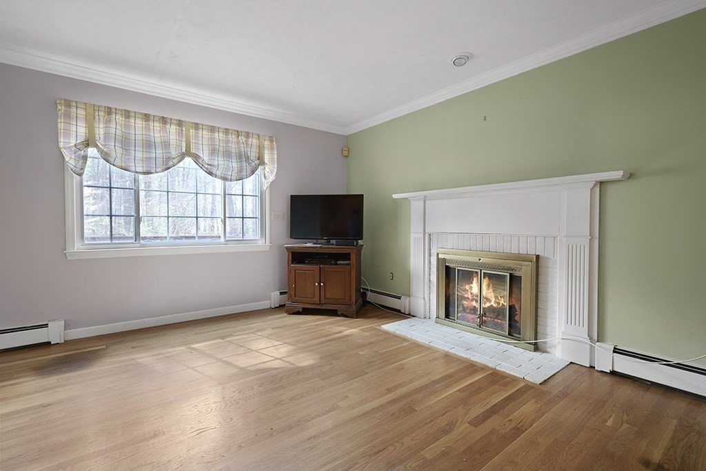9 Ridge Road Norfolk, MA 02056 - Photo 10 of 32 Gallery Image 10