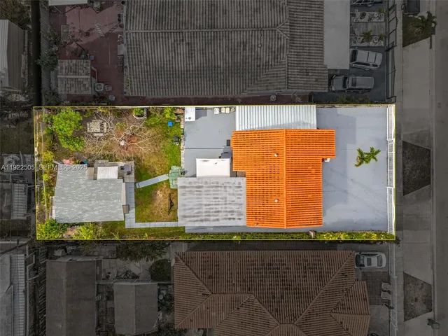 $575,000 | 166 East 15th Street, Hialeah, FL 33010