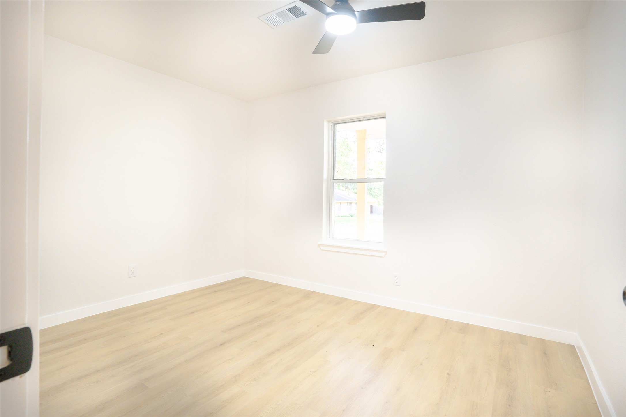 2408 Lynne Way Street Brenham, TX 77833 - Photo 24 of 38