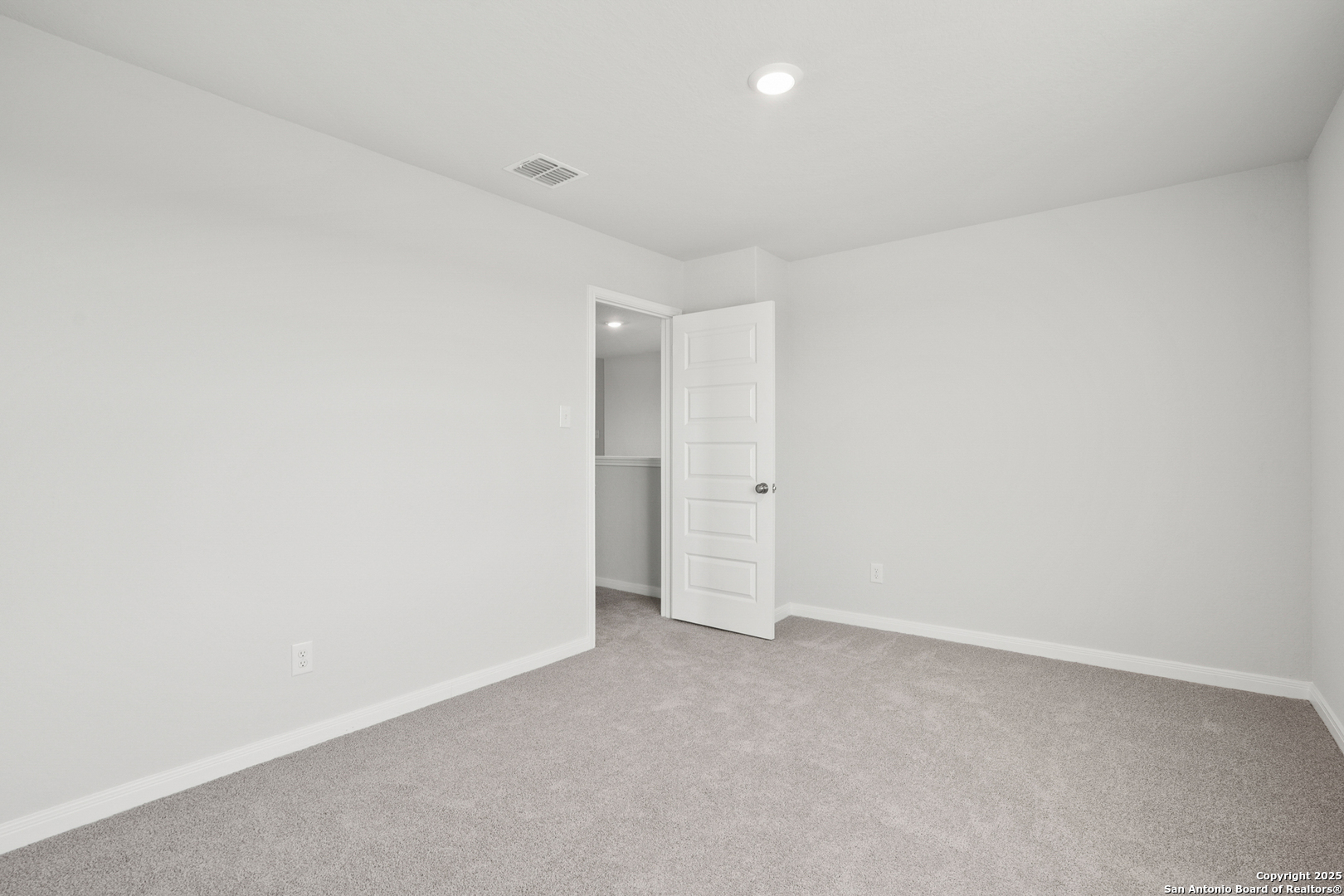 13636 Helton Pass St. Hedwig, TX 78152 - Photo 22 of 34 a view of an empty room