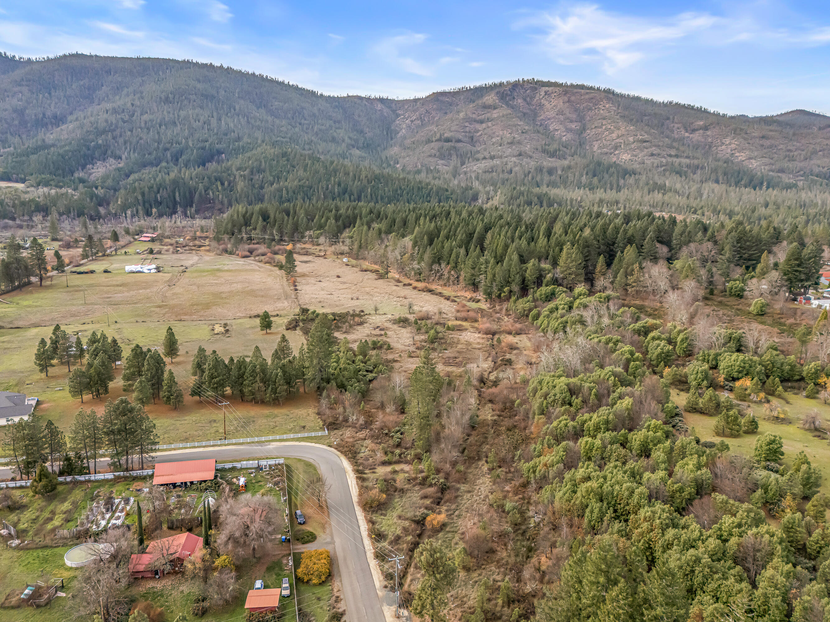 620 West River Street Cave Junction, OR 97523 - Photo 13 of 15 DJI_20251203132706_0073_D