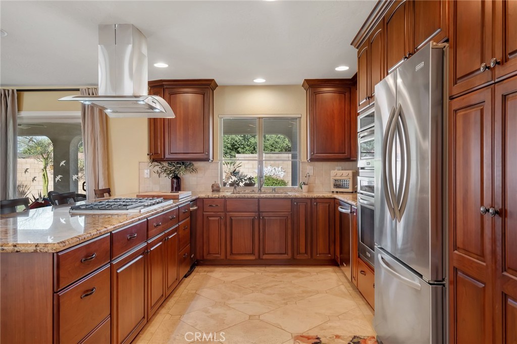 14231 Tawya Road Apple Valley, CA 92307 - Photo 15 of 36