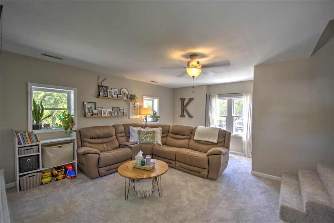 3137 Sandcreek Road Decatur, IL 62521 - Photo 9 of 26
