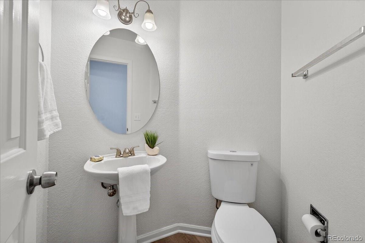 4478 Dunkirk Way Denver, CO 80249 - Photo 12 of 38