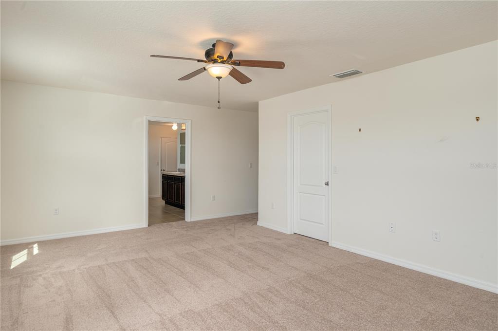 6121 Forest Ridge Way Winter Haven, FL 33881 - Photo 11 of 30