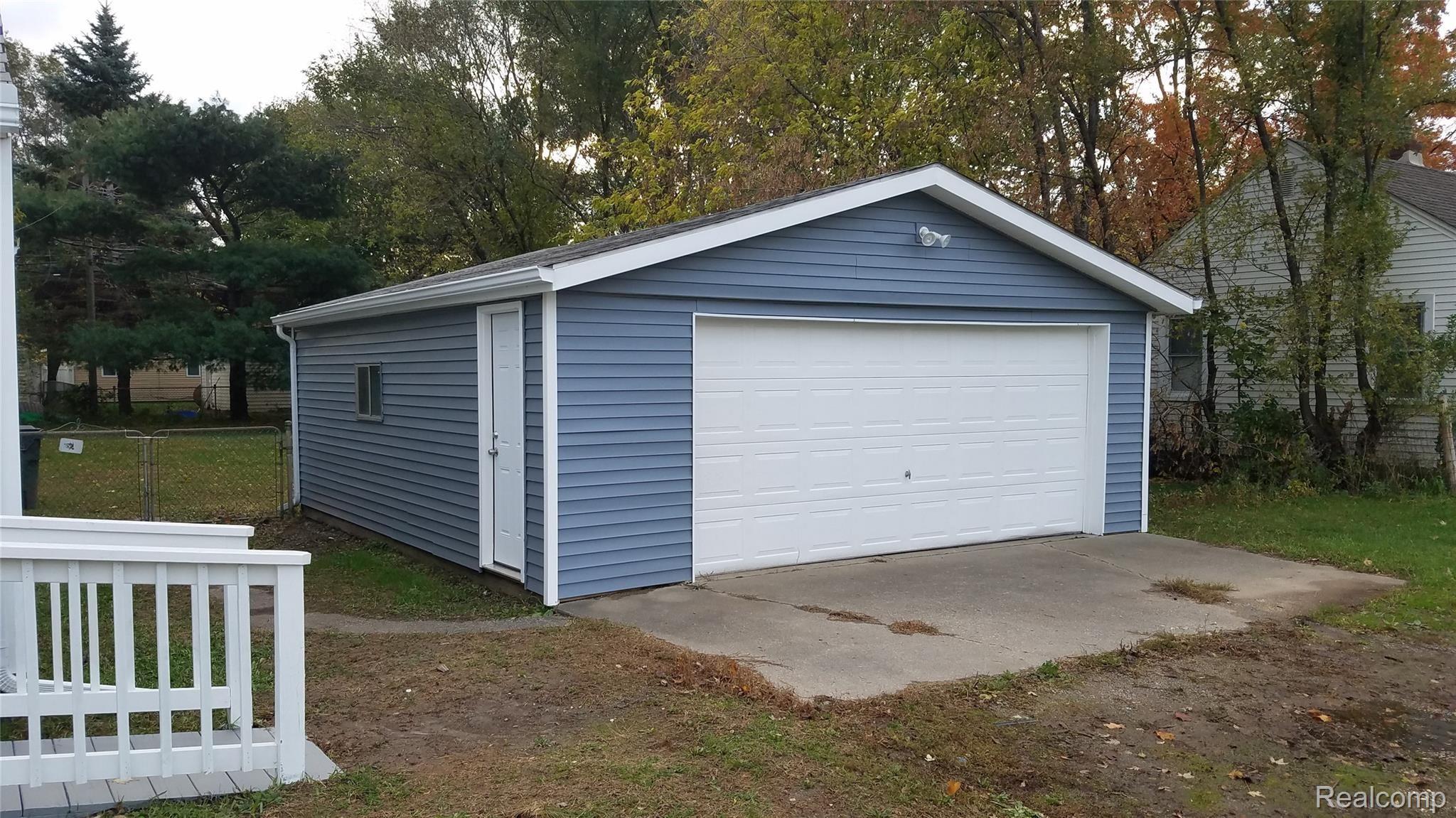 47494 Ryan Road Utica, MI 48317 - Photo 3 of 17 20191101_084927.jpg