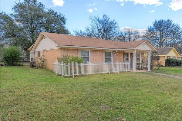 $199,500 | 3013 Arapaho Road, Commerce, TX 75428