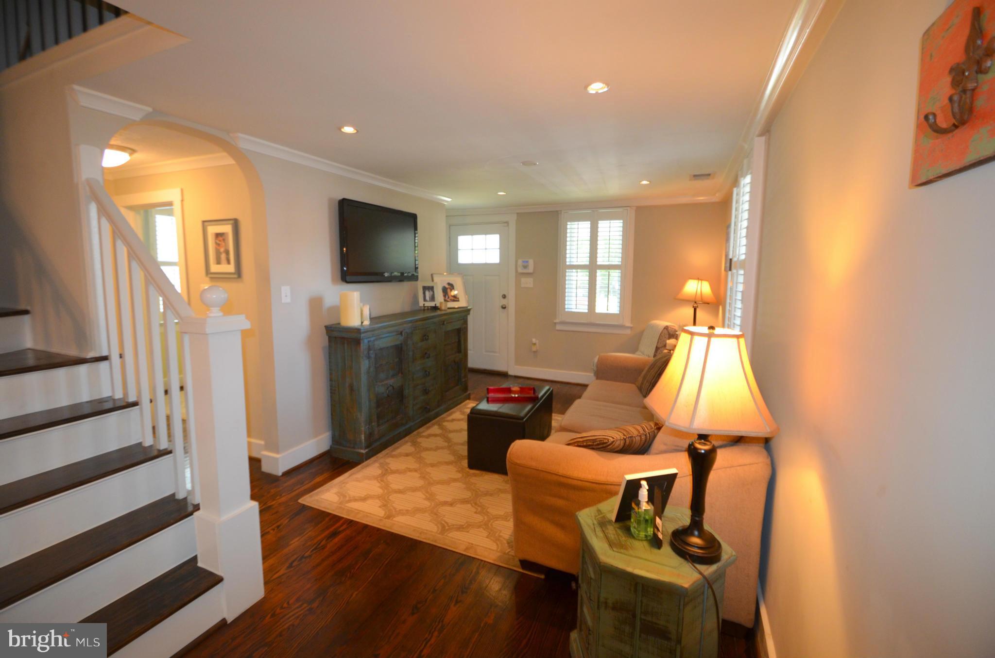 202 Center Street Frederick, MD 21701 - Photo 14 of 30 Interior (General)