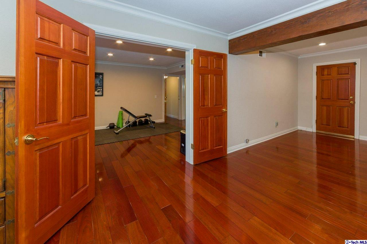 930 Cavanagh Road Glendale, CA 91207 - Photo 27 of 34