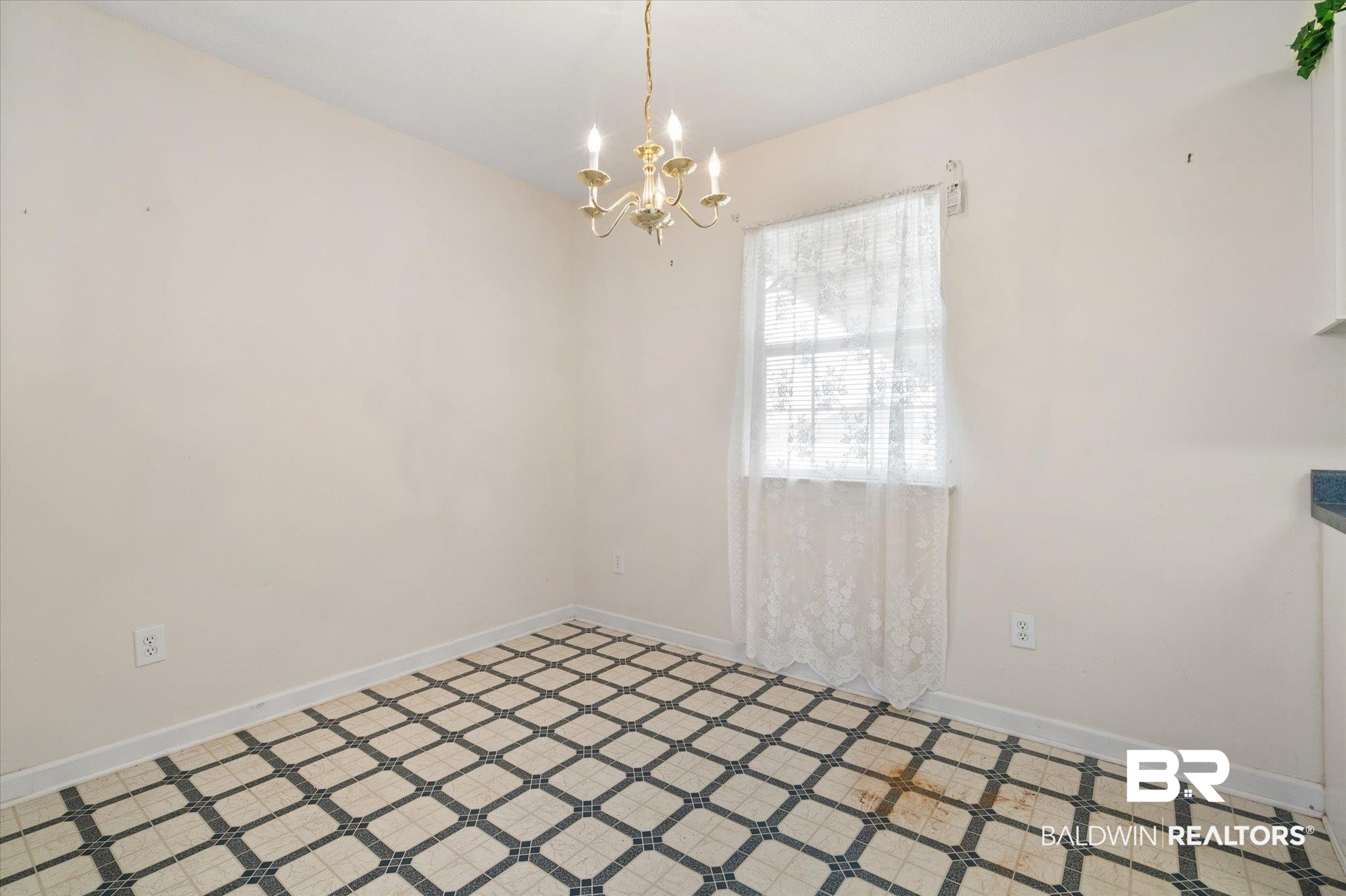 12260 Stroh Road Daphne, AL 36527 - Photo 9 of 20