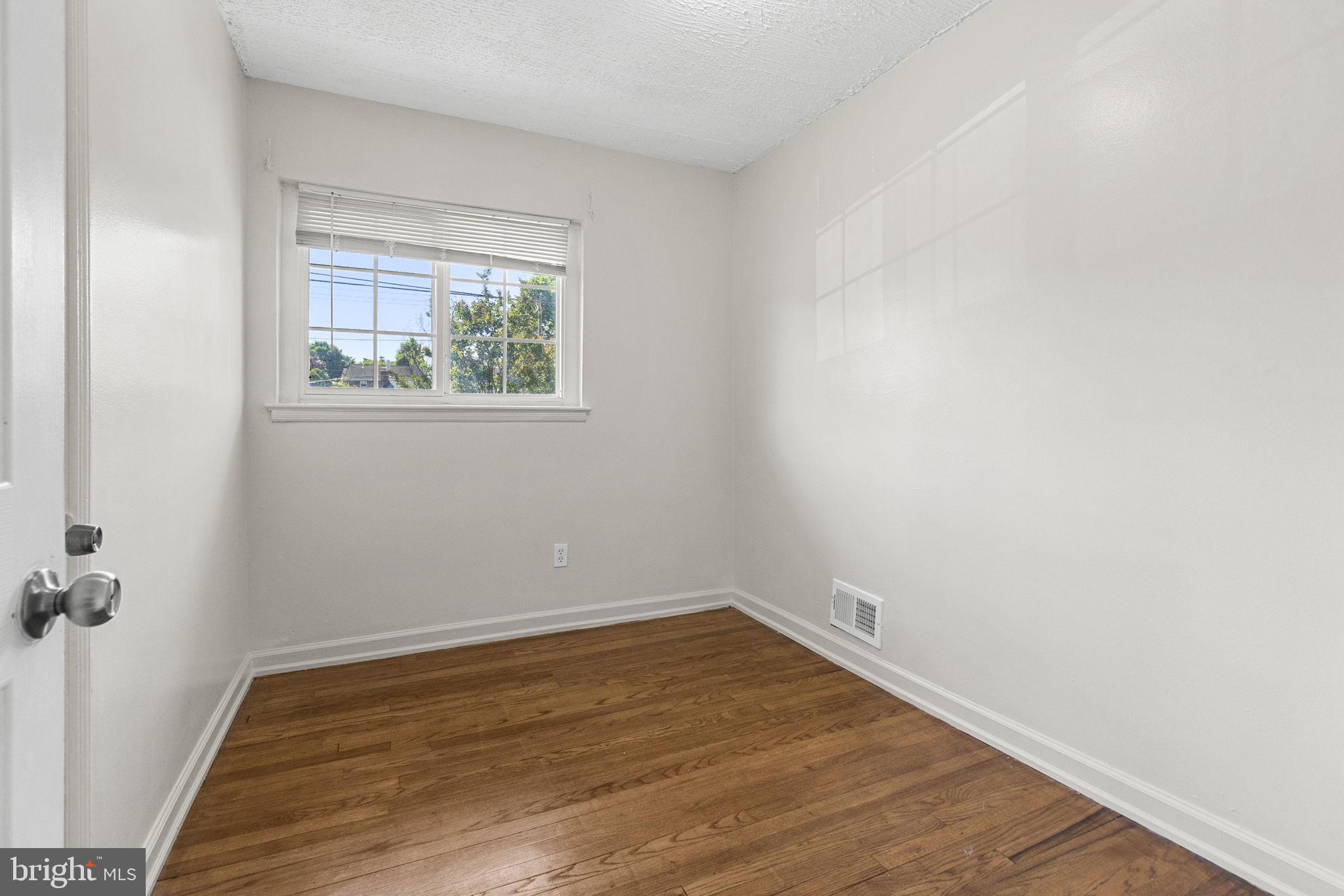 8030 New Riggs Road Hyattsville, MD 20783 - Photo 17 of 44