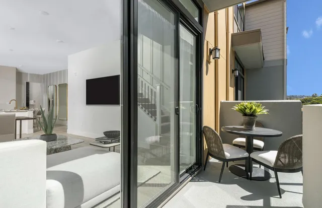 $1,648,990 | 2440 Willow Way, San Mateo, CA 94403