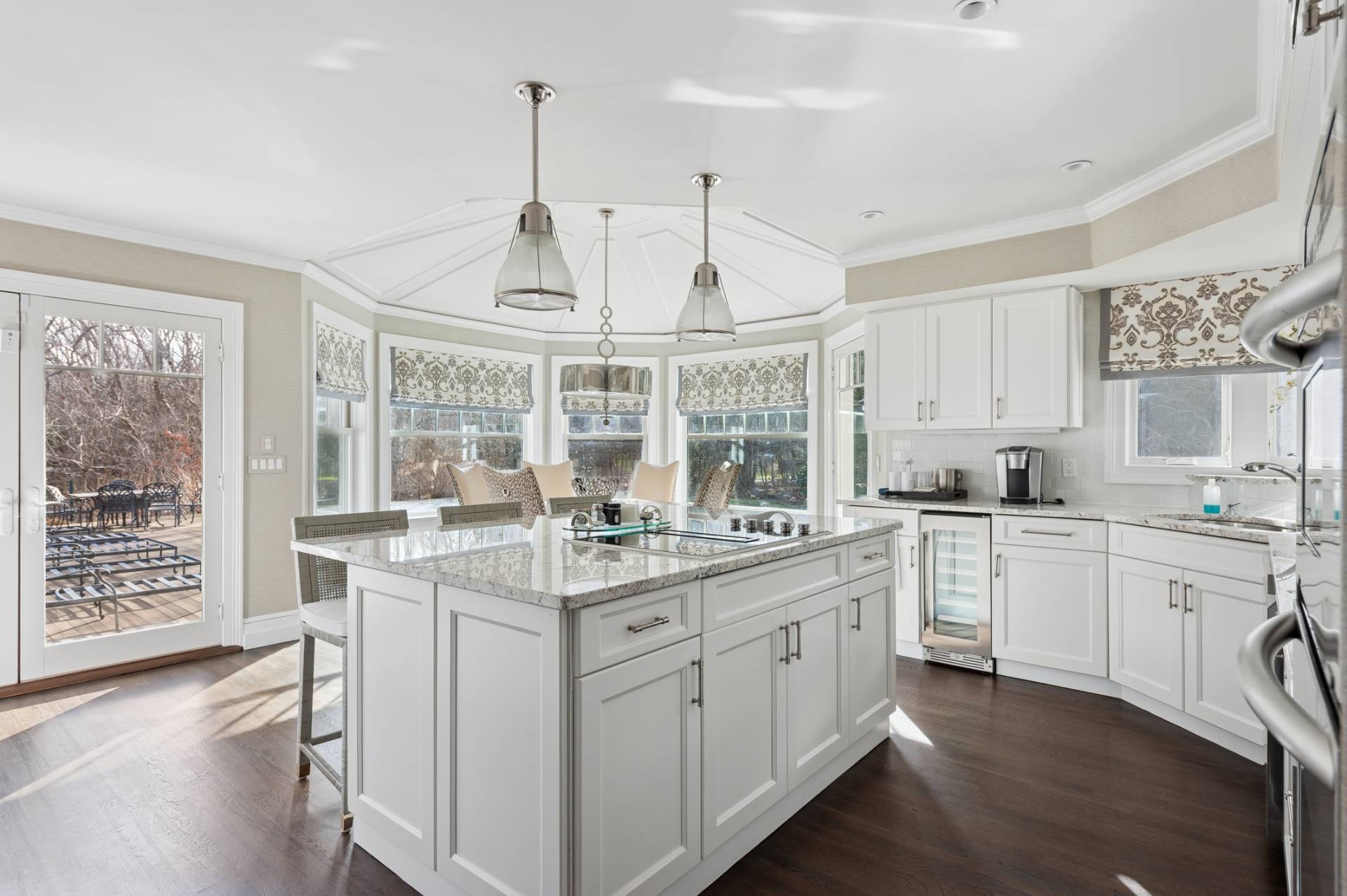 3368 Noyack Road Sag Harbor, NY 11963 - Photo 11 of 23