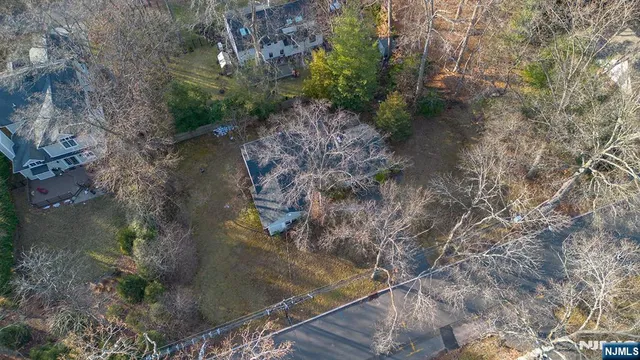 $800,000 | 124 Valley Road, Haworth, NJ 07641