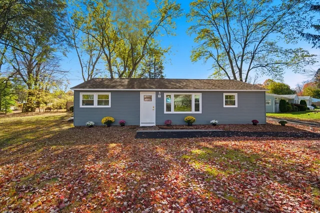 $292,400 | 43 Sunridge Drive, Springfield, MA 01118