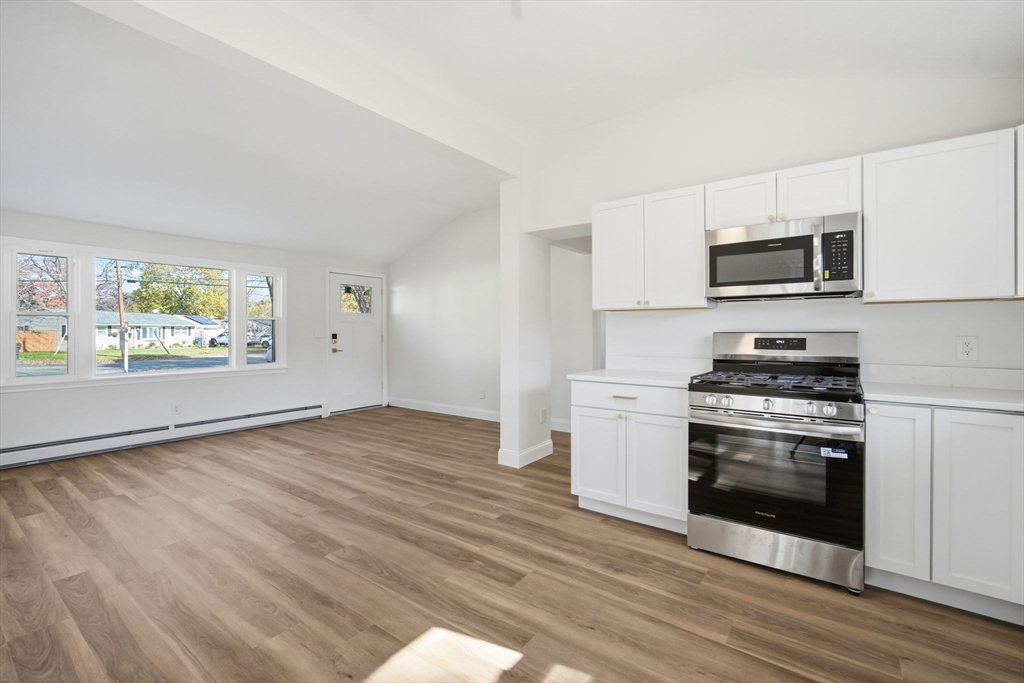 43 Sunridge Drive Springfield, MA 01118 - Photo 10 of 27