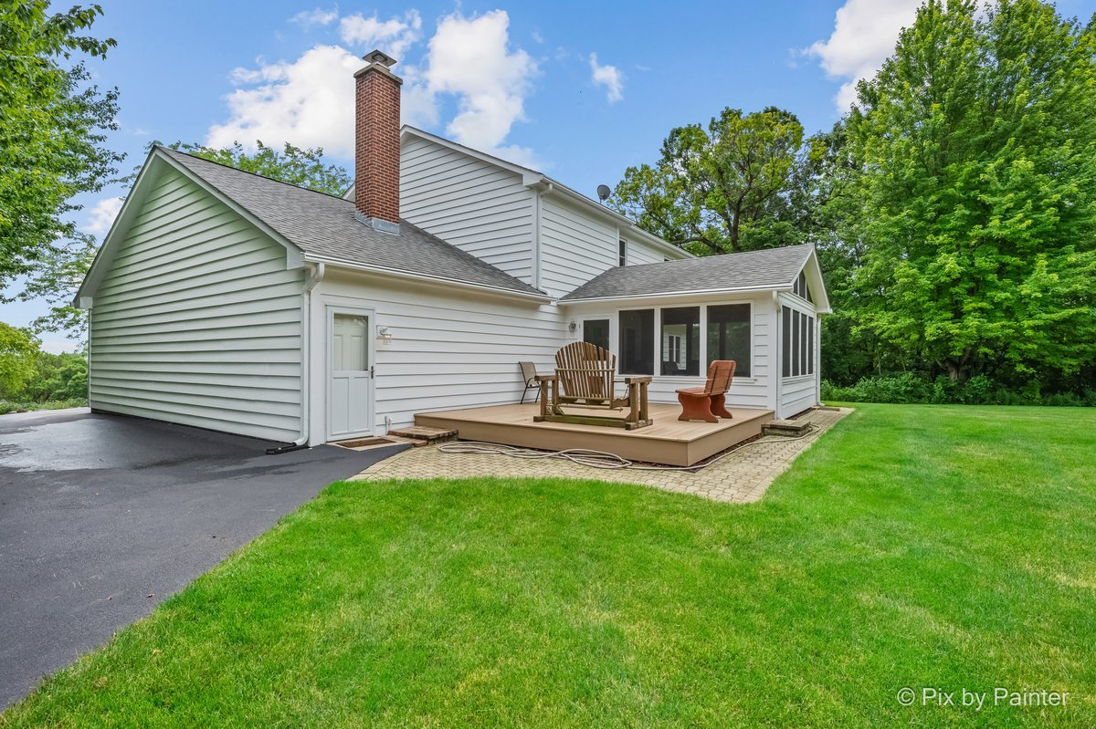 9901 Fox Bluff Lane Spring Grove, IL 60081 - Photo 31 of 44