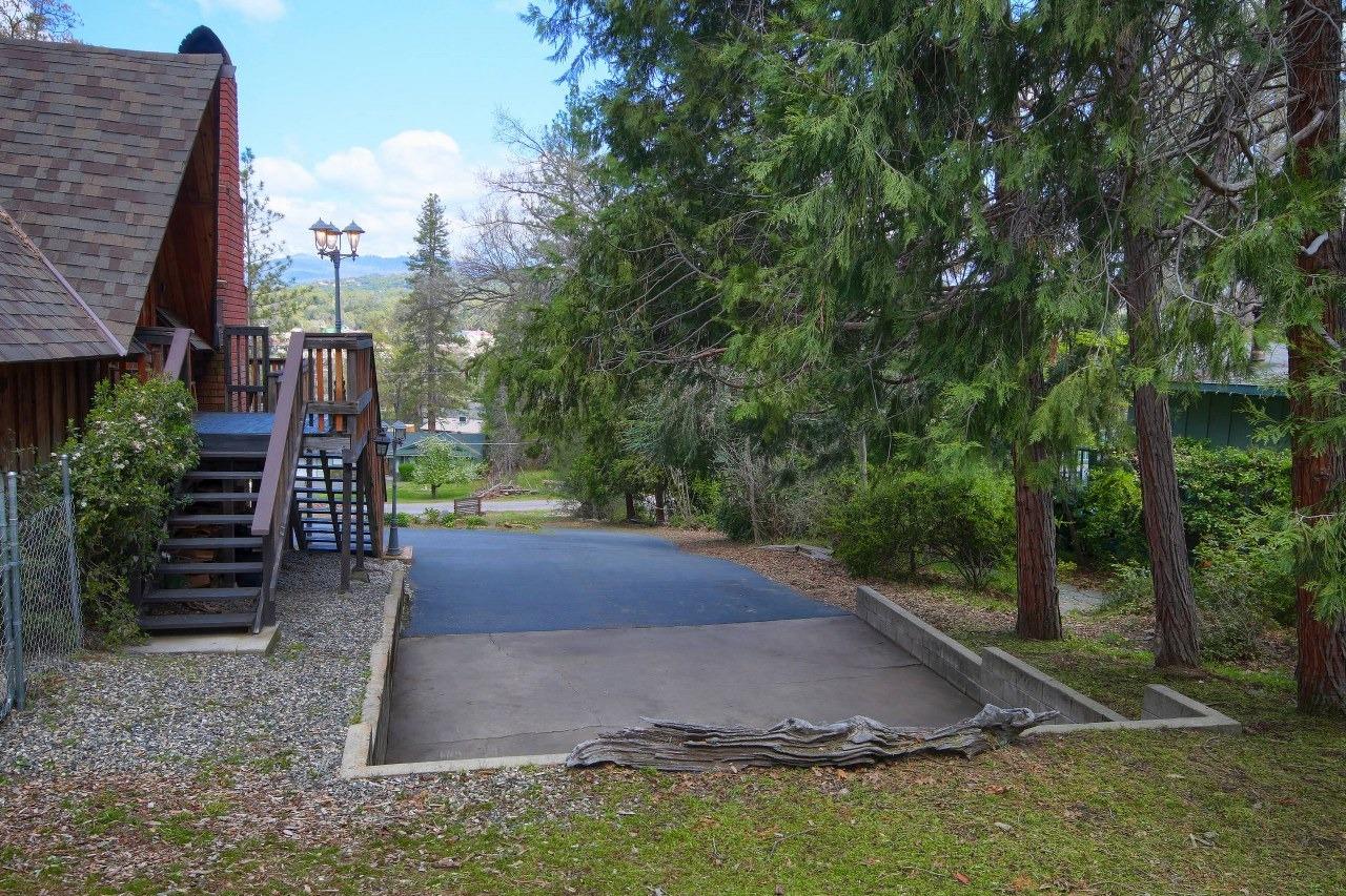 39780 Pine Ridge Road Oakhurst, CA 93644 - Photo 39 of 42 Gallery Image 39