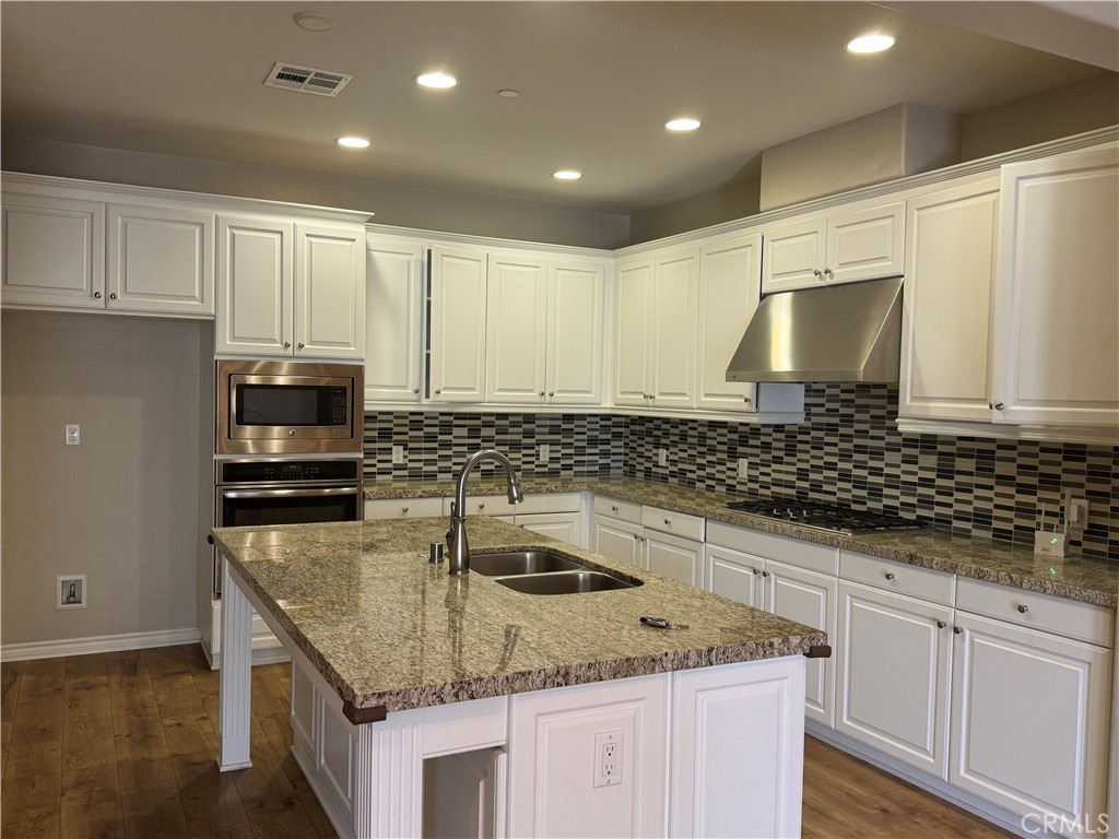 5048 Ruth Way Yorba Linda, CA 92886 - Photo 6 of 29