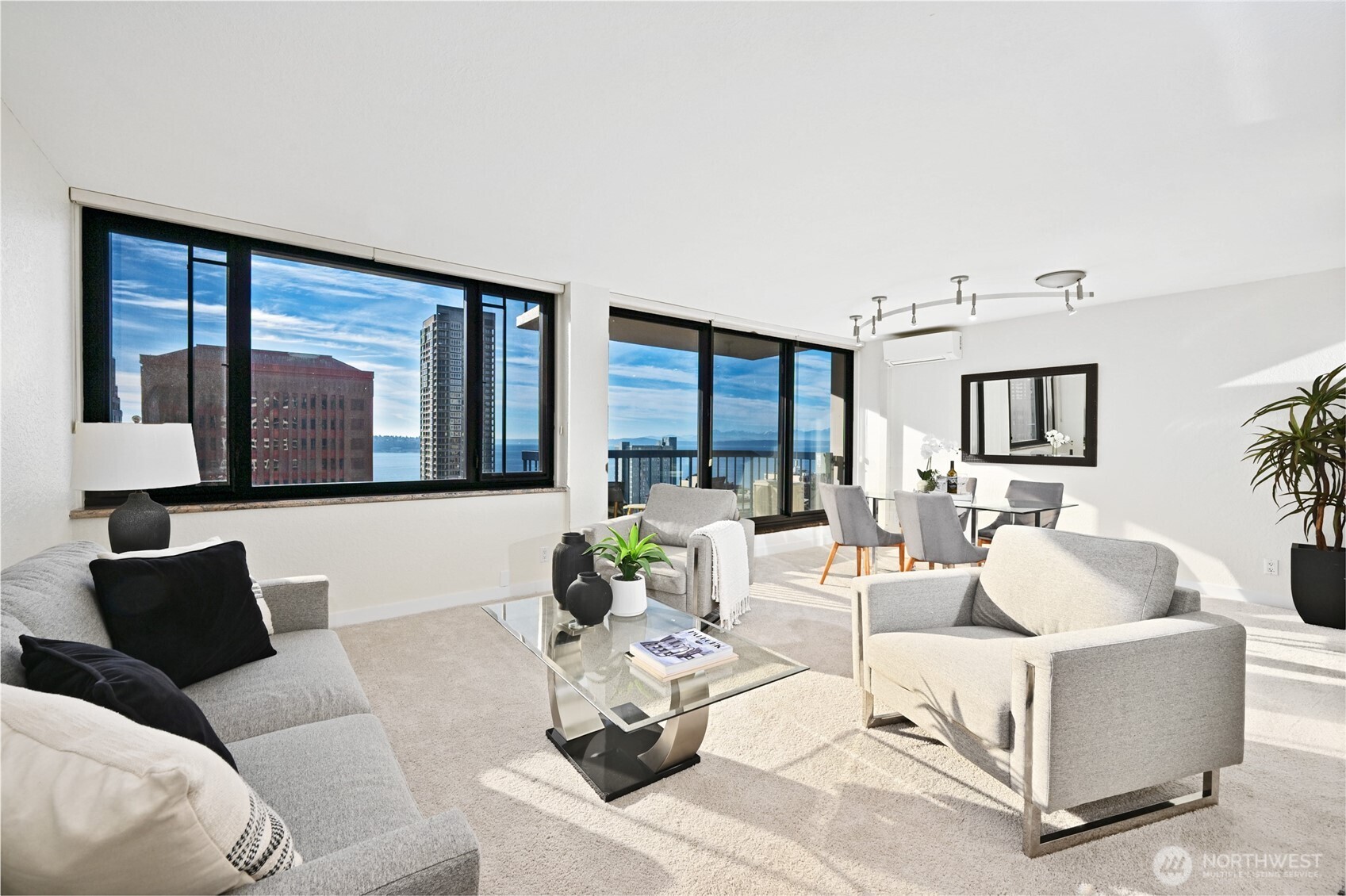 2100 3rd Avenue, Unit 1502 Seattle, WA 98121 - Photo 1 of 31