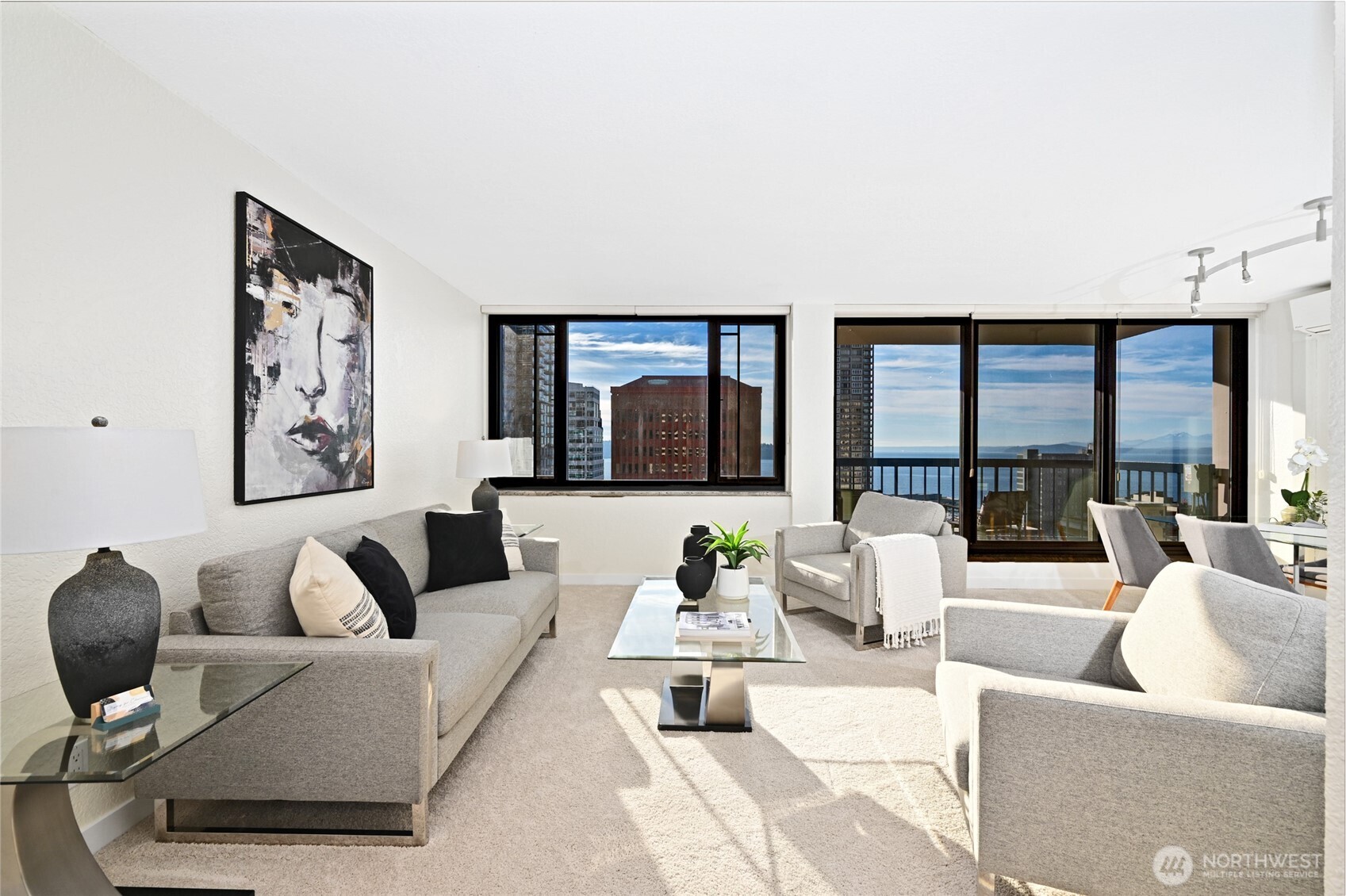 2100 3rd Avenue, Unit 1502 Seattle, WA 98121 - Photo 2 of 31