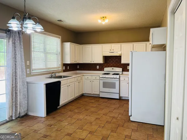 $2,295 | 3469 Davenport Park Lane, Duluth, GA 30096