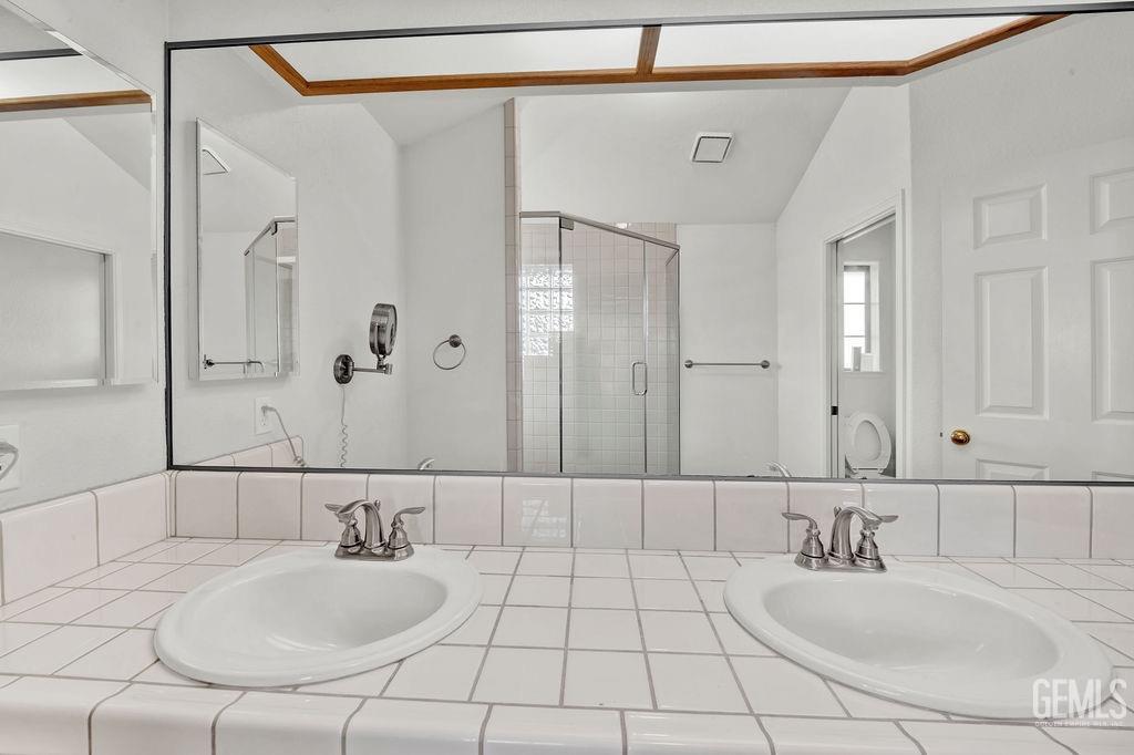 Undisclosed Address Bakersfield, CA 93312 - Photo 22 of 34