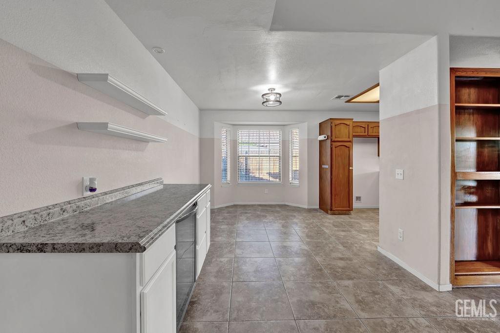 Undisclosed Address Bakersfield, CA 93312 - Photo 9 of 34