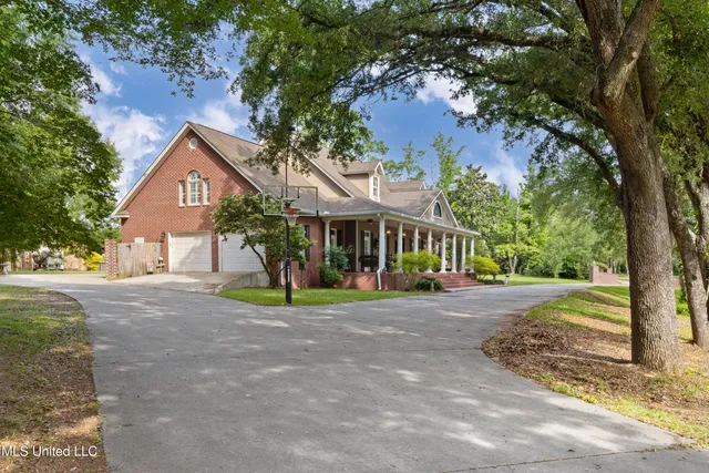 $599,000 | 6 North Hill Drive, Carriere, MS 39426
